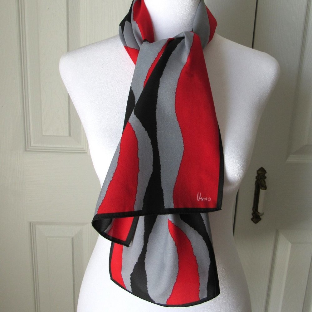 Vintage VERA NEUMANN Scarf Foulard Abstract WAVES Red Gray Black Made in Japan
